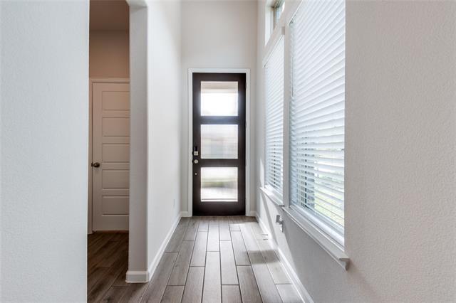 Building Photo - 9337 Winding Crk Dr