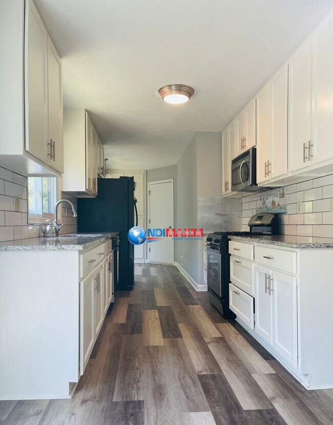 Building Photo - Cozy ranch in the BROOKWOOD cluster in Sne...
