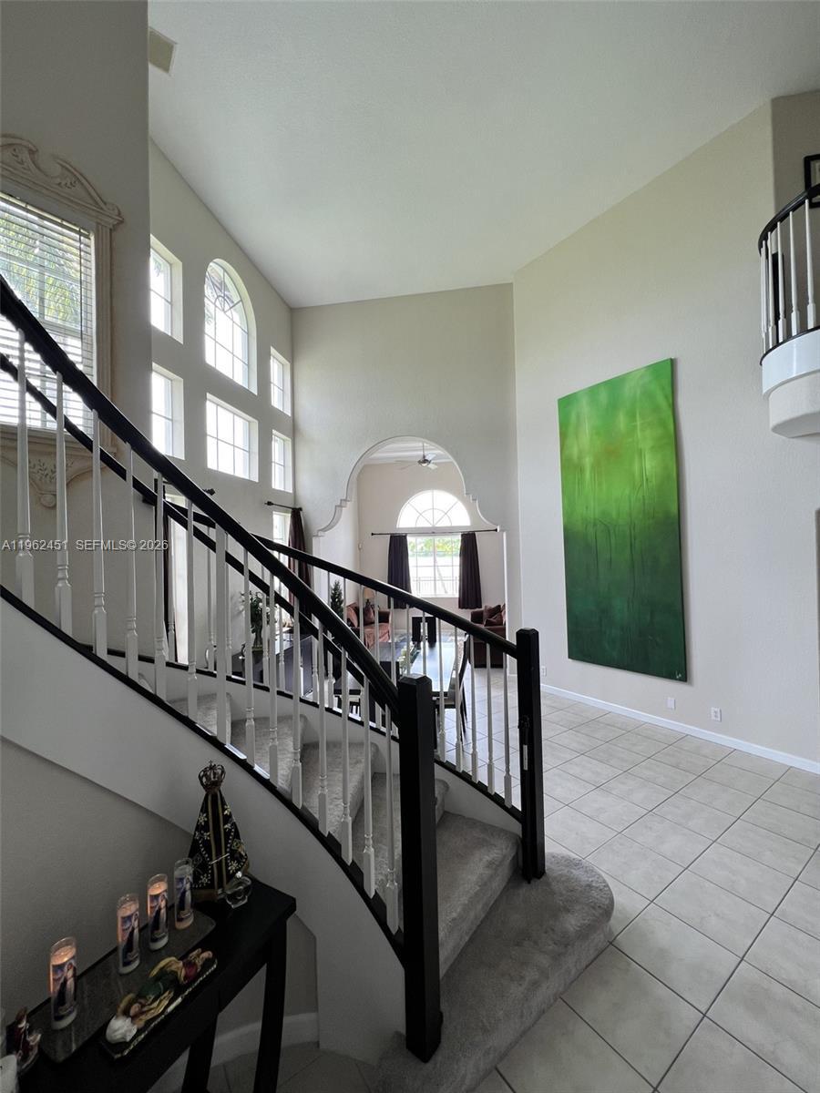 Building Photo - 4800 NW 124th Way