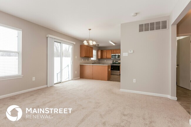 Building Photo - 4504 Robbins Grove Dr