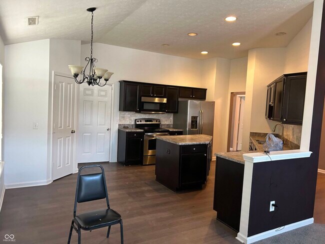 Building Photo - 5202 Alpine Violet Way