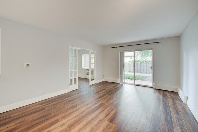 Building Photo - 2323 S Goebbert Rd
