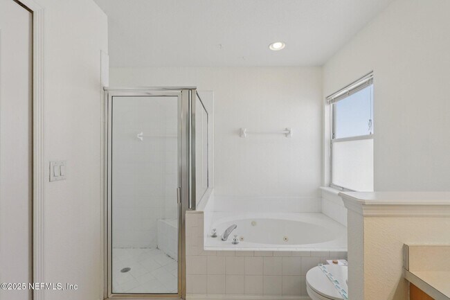 Building Photo - 350 Turtle Dove Dr