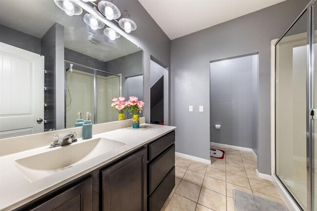 Building Photo - 925 Woodduck Trail