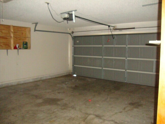 Building Photo - 3-Bedroom House for Rent in Copperas Cove