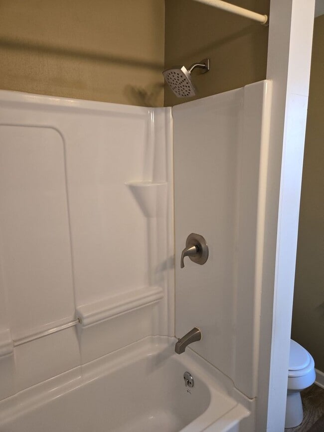 Building Photo - 54 W Main St