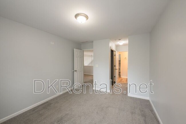 Building Photo - 5192 Centennial Creek View NW