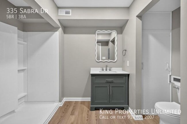 Building Photo - 335 Sabra Dr