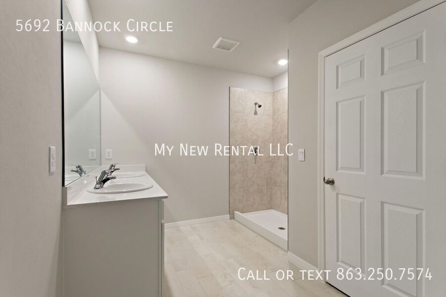 Building Photo - 5692 Bannock Cir