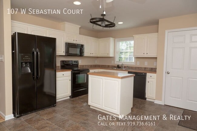 Building Photo - 107 W Sebastian Ct