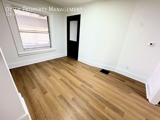 Building Photo - 119 S 54th St