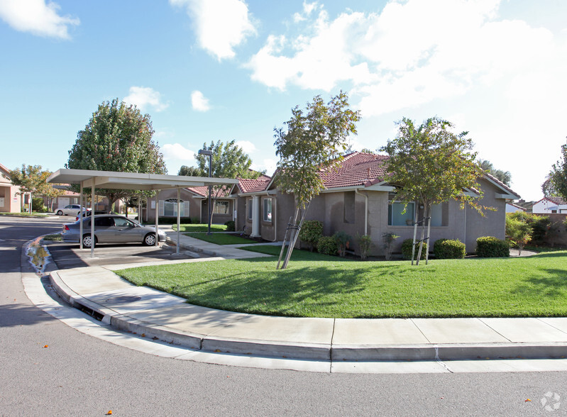 Building Photo - Windgate Village Apartments