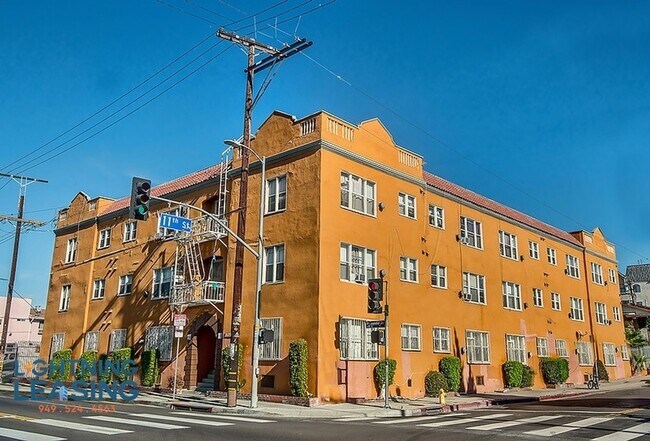 Building Photo - 1056 Normandie Ave