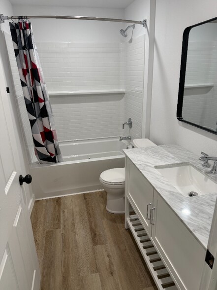 Building Photo - 1101 Stoughton Ave