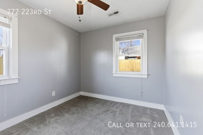 Building Photo - 772 223rd St