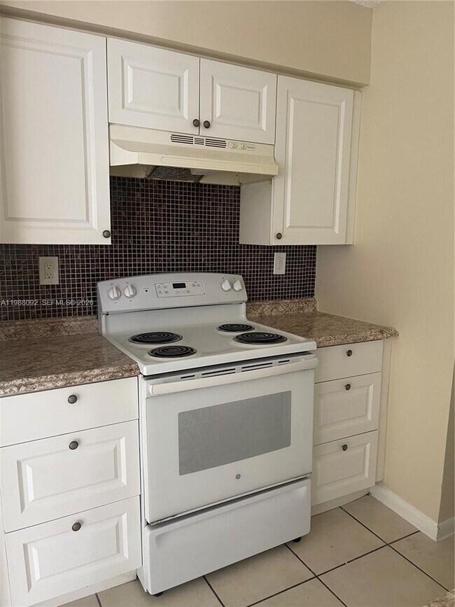 Building Photo - 15231 SW 80th St