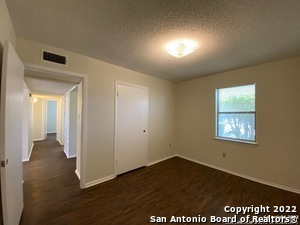 Building Photo - 226 Blue Bonnet