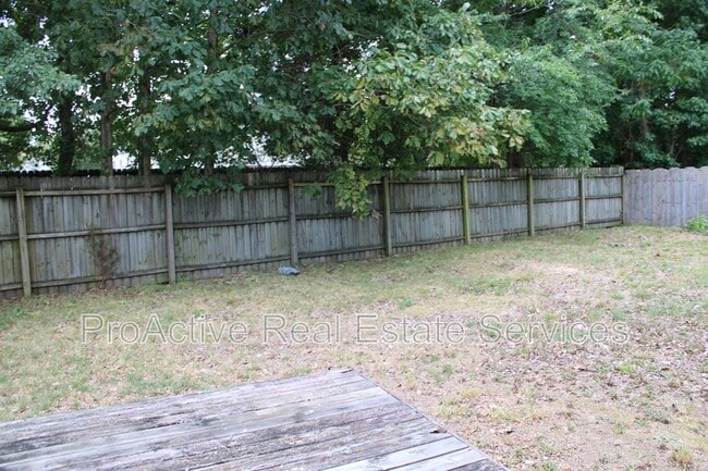 Building Photo - 965 Banyan Dr