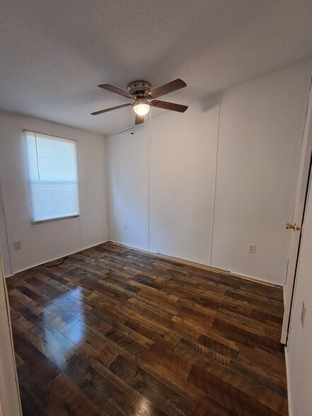 Building Photo - 23 Jimmie Ln