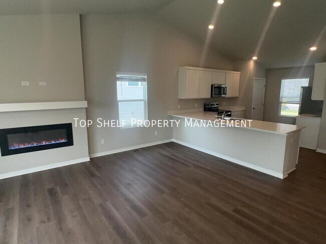 Building Photo - 1110 Northview Dr