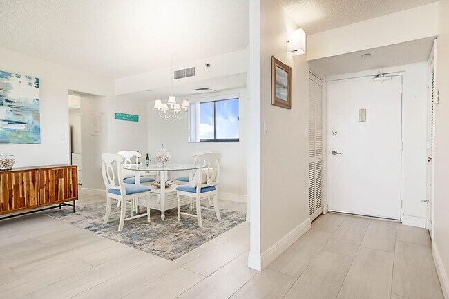 Building Photo - 100 Ocean Trail Way