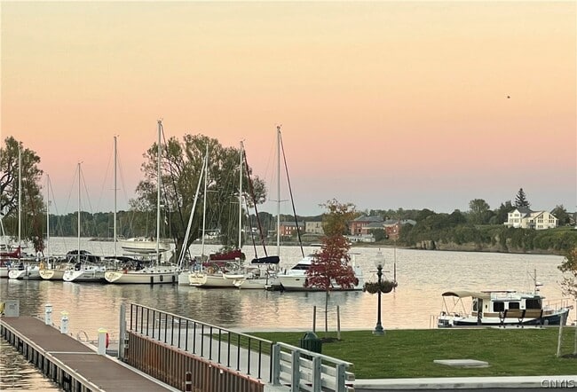 Building Photo - 212 Edmund St