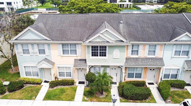 Building Photo - 16697 Hemingway Dr