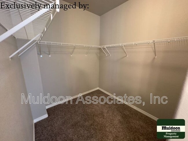 Building Photo - 6838 Black Saddle Dr