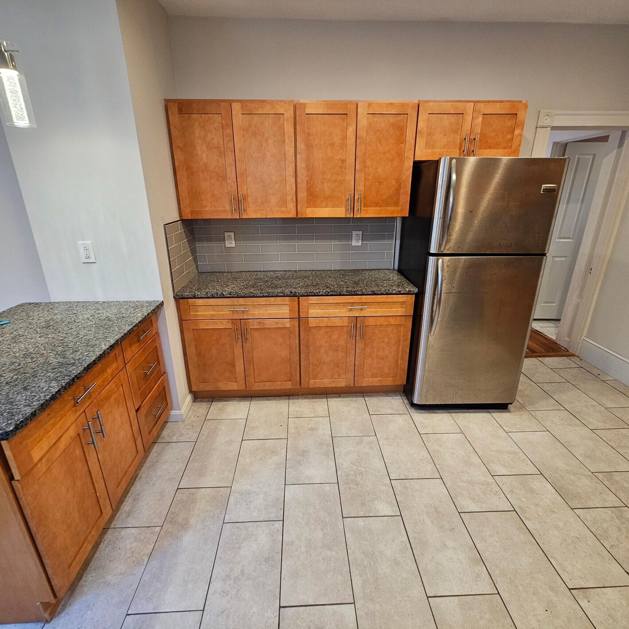 Building Photo - 384 Washington St