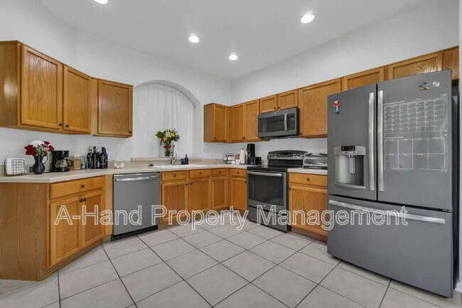 Building Photo - 3134 River Branch Cir