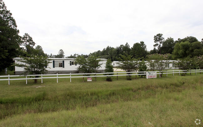 Building Photo - Benton Bay Mobile Home Park