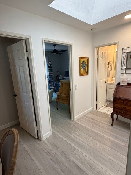 Building Photo - 133 Cecil Pl