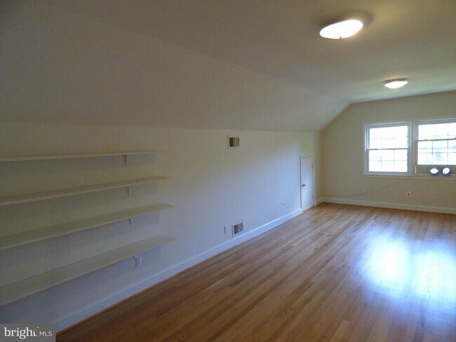 Building Photo - 7815 Fulbright Ct