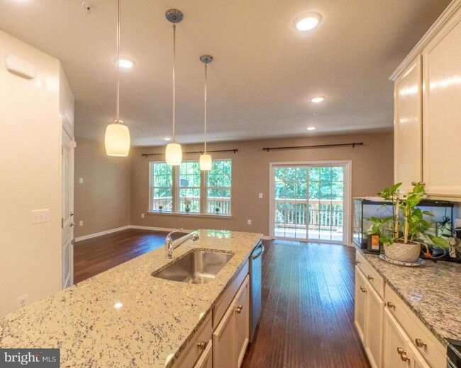 Building Photo - 13933 Hollow Wind Way