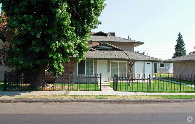 Primary Photo - McKinley Apartments