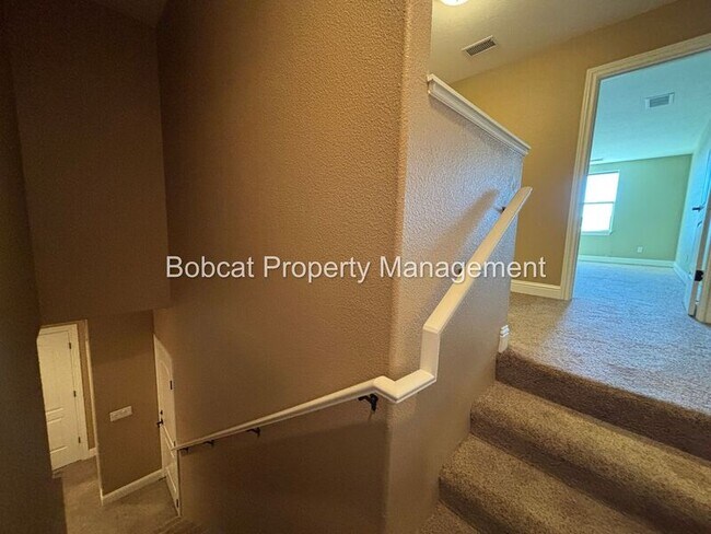 Building Photo - 1360 Turner Ct