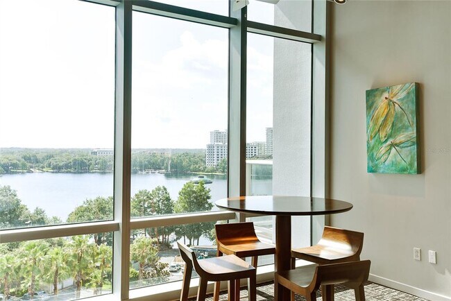 Building Photo - 150 E Robinson St