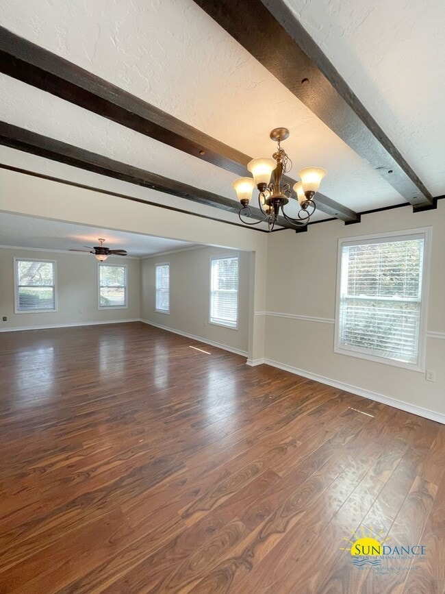 Building Photo - Spacious 4-Bedroom Home Minutes from Eglin AFB with a great home gym!