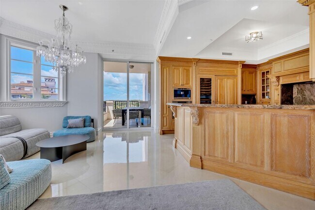 Building Photo - 7154 Fisher Island Dr