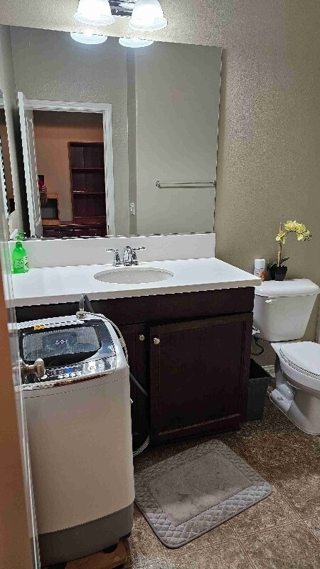 Building Photo - 27964 Mead Ct