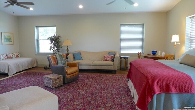 Building Photo - 234 Mill Dam Rd