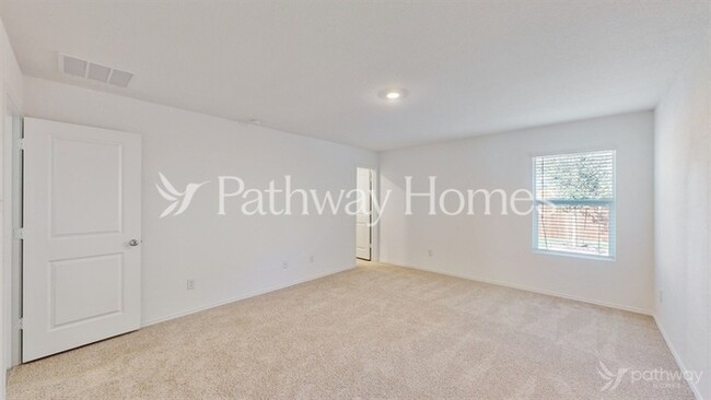 Building Photo - 8801 Red Fox Trl