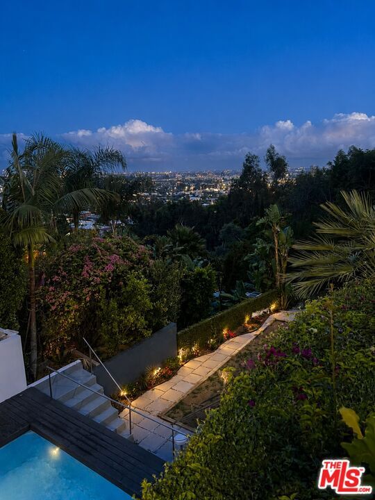 Building Photo - 8380 Hollywood Blvd