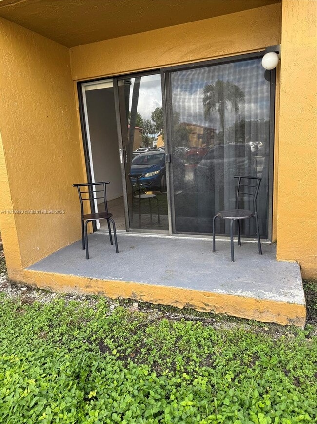 Building Photo - 15600 SW 80th St