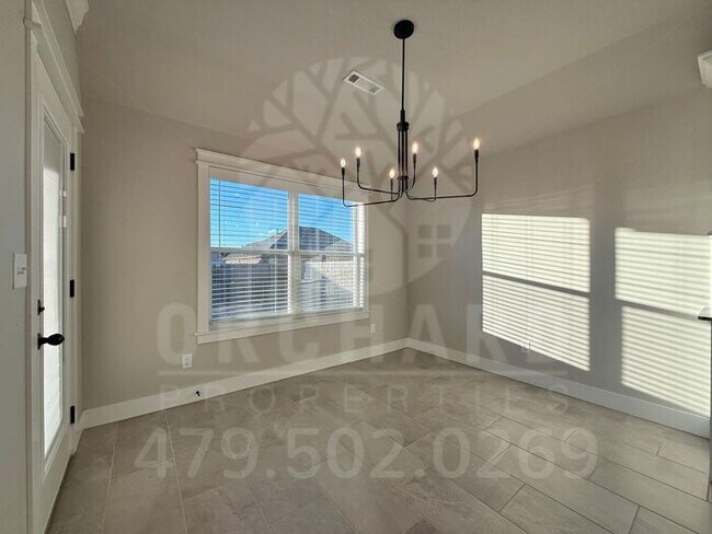 Building Photo - Tontitown- Single-Family Home- Desirable Hickorywood Plan- 4 Bedroom!