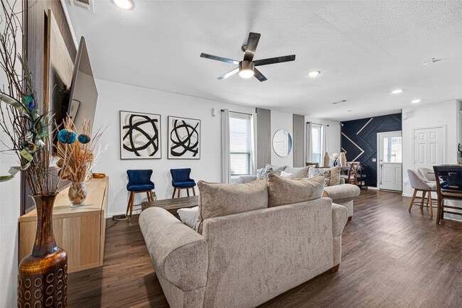 Building Photo - 7031 Hobby Wind Ridge Dr