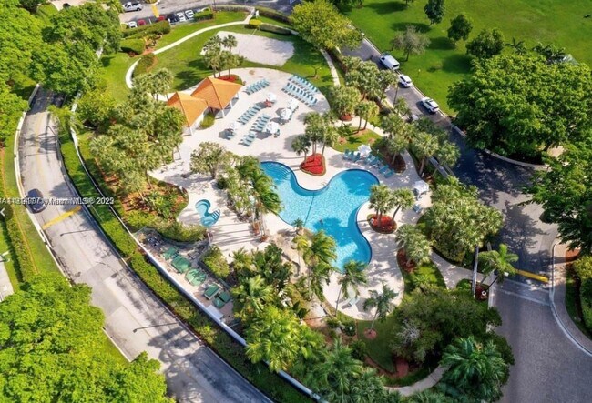 Building Photo - 3300 NE 191st St