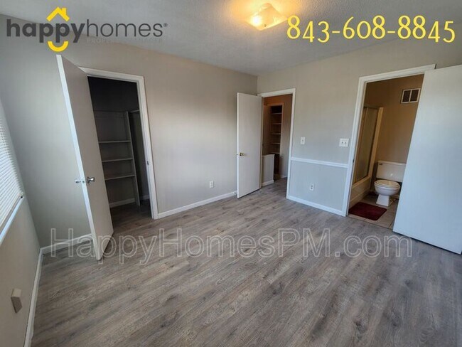 Building Photo - 921 Nabors Dr