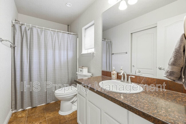 Building Photo - 9417 Vincenzo Dr