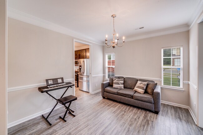 Dining Room - 9535 Currier Rd